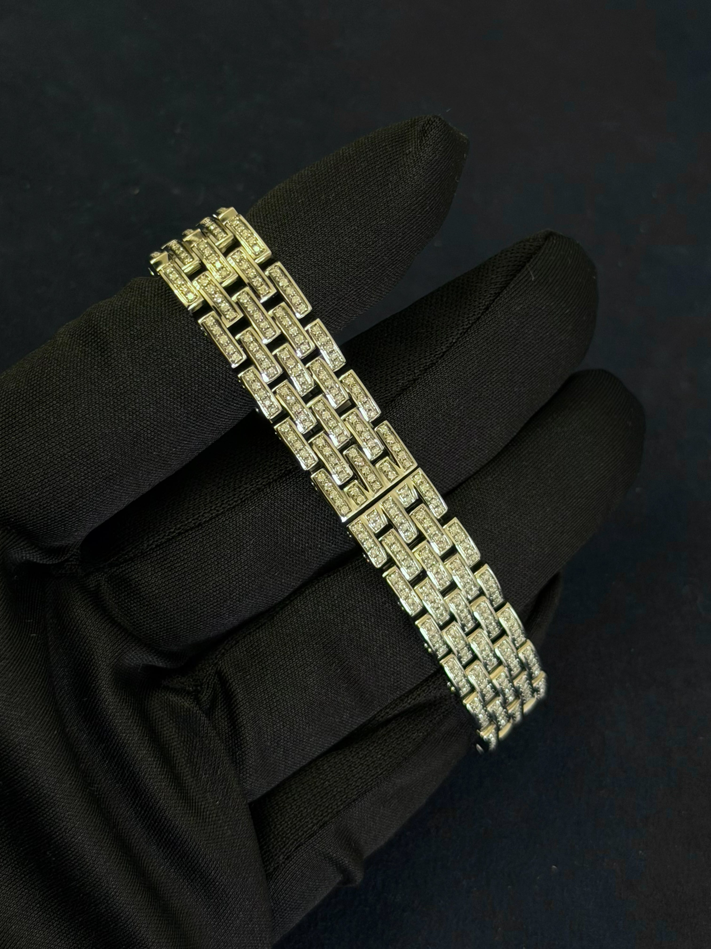 Cartier Panthere Small Iced Out in Natural Diamonds