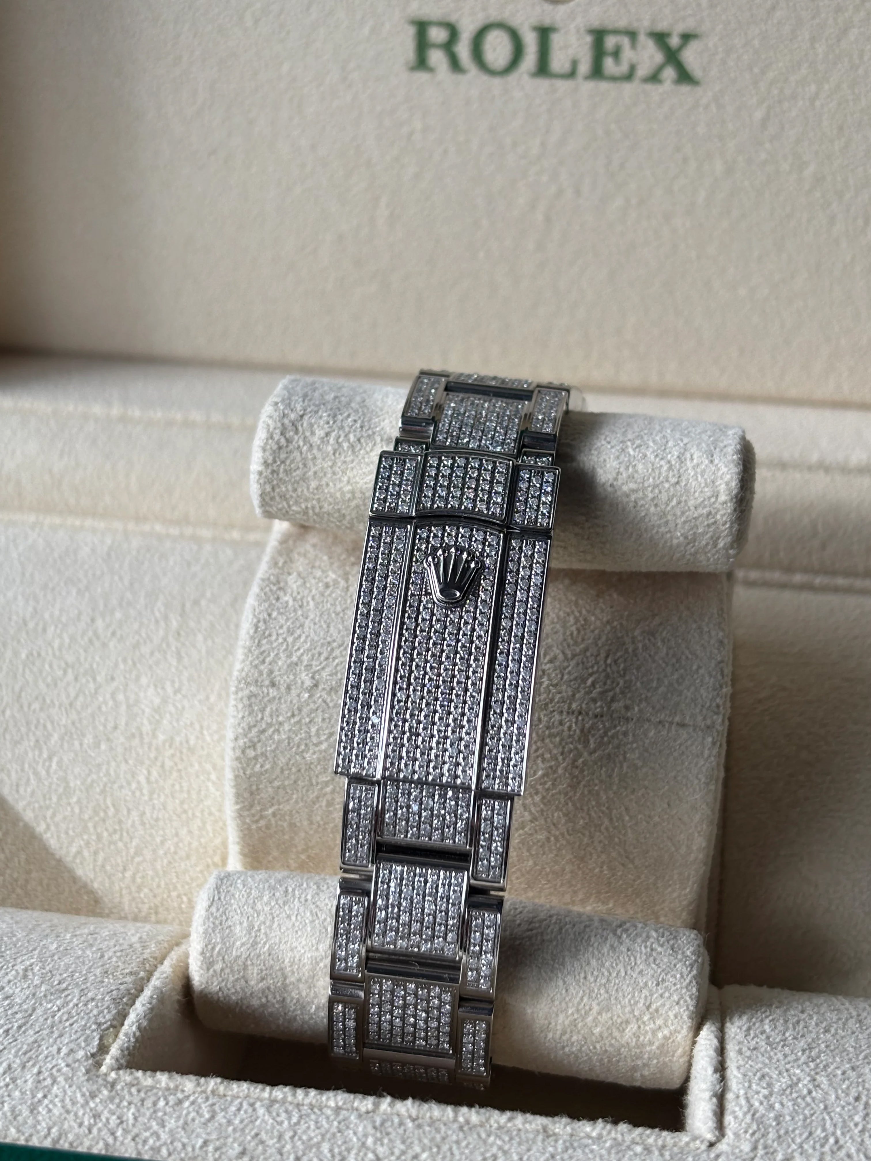 Rolex Datejust 41 on Oyster Bracelet Iced Out | Natural Diamonds | Classic Diamond Setting